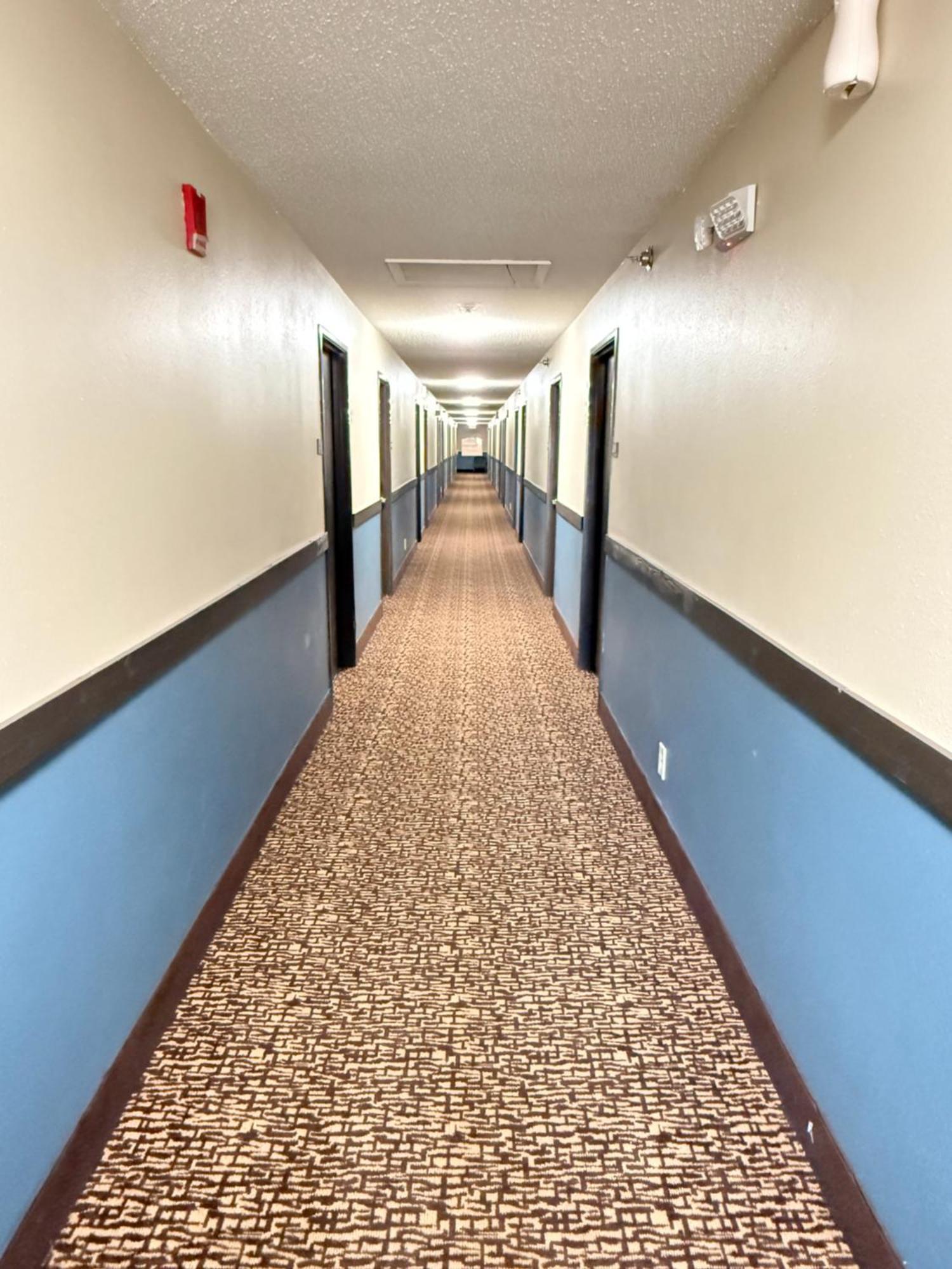 Hotel Super 8 By Wyndham Reedsburg Extérieur photo
